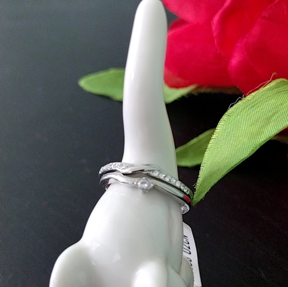 Dainty Stacking Bridal Ring Set Stainless Steel Hypoallergenic - Picture 9 of 11